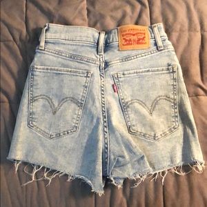 Levi’s Mile High Short